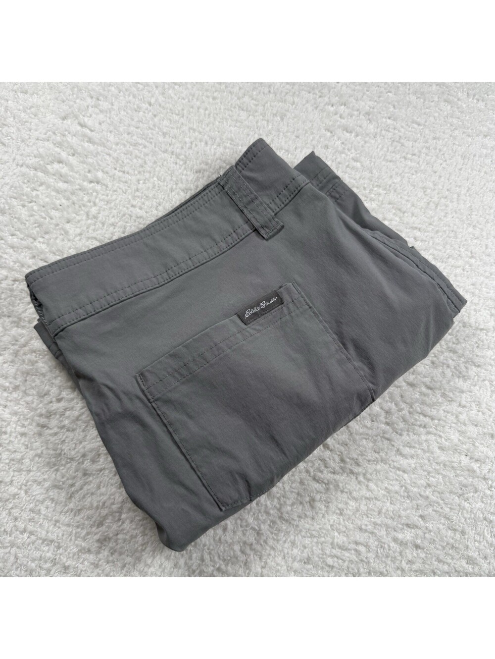 Eddie Bauer Women’s Gray Cargo Hiking Shorts Size 8 Stretch Outdoor 4.5”